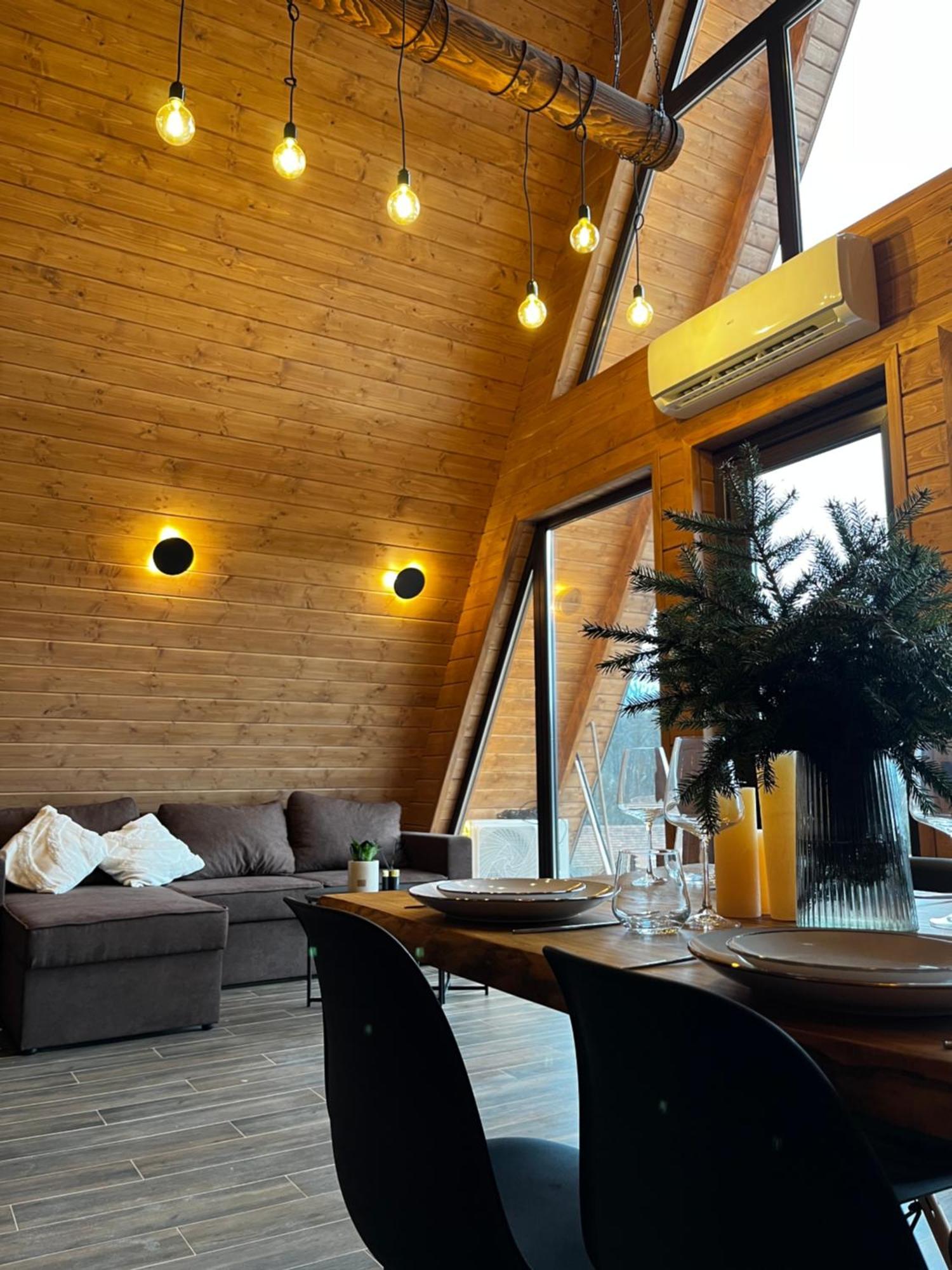 Тихий Куточок Villa Izki Ngoại thất bức ảnh