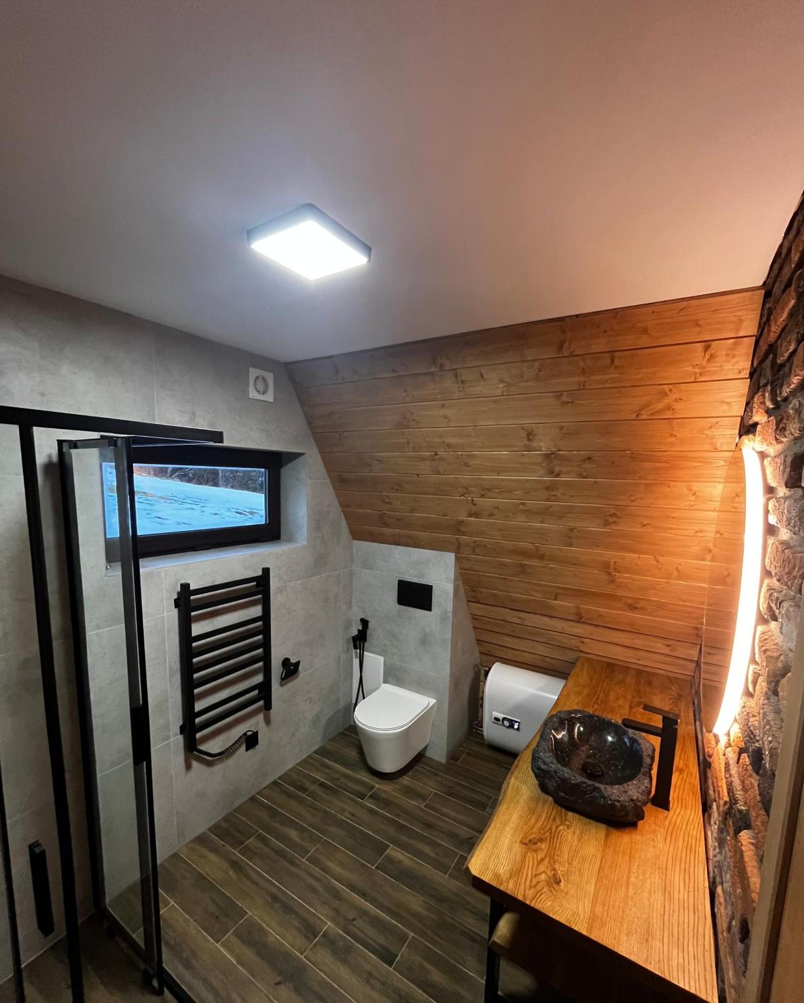 Тихий Куточок Villa Izki Ngoại thất bức ảnh